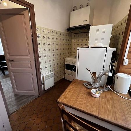 Le Nid Douillet Rustique Linge Fourni Apartment La Bourboule Bagian luar foto