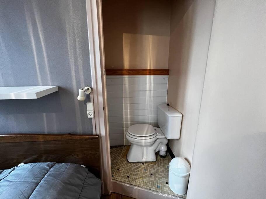 Le Nid Douillet Rustique Linge Fourni Apartment La Bourboule Bagian luar foto
