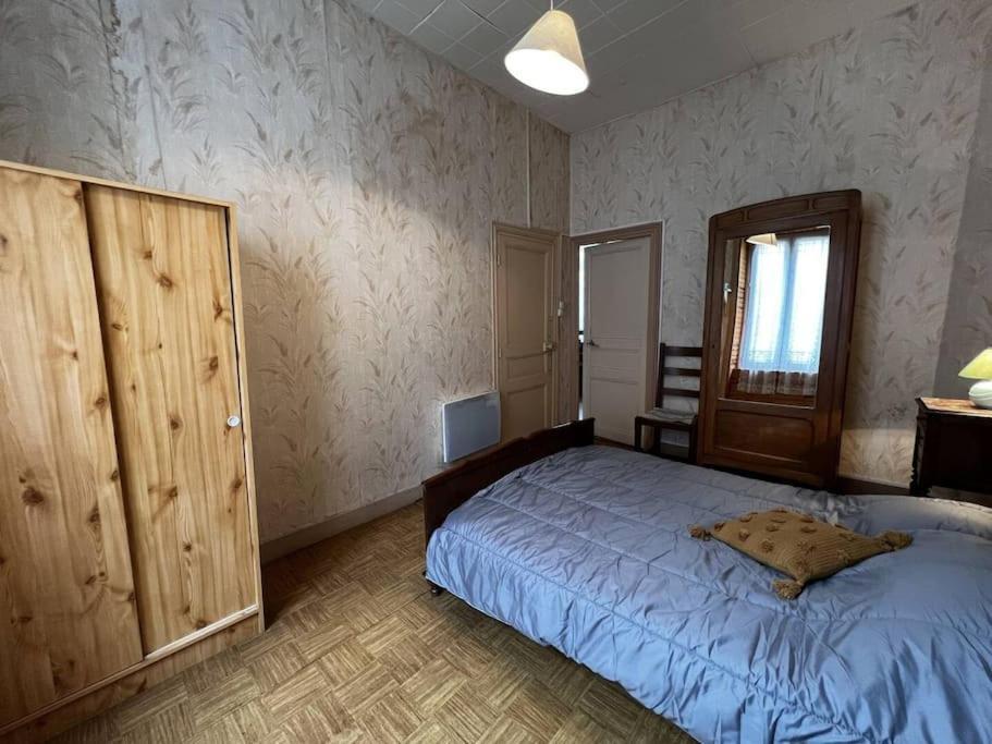 Le Nid Douillet Rustique Linge Fourni Apartment La Bourboule Bagian luar foto